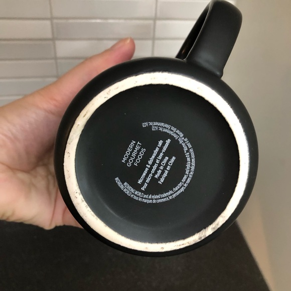 EUC Harry Potter Hogwarts Frequent Flyer mug - Picture 8 of 8